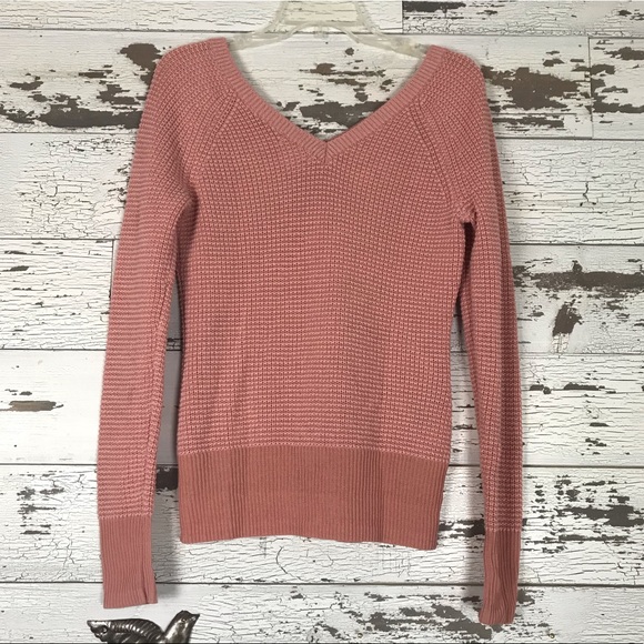 Calvin Klein Sweaters - Calvin Klein V neck sweater XS